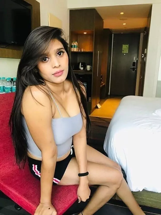 कॉल गर्ल्स सर्विस  टूटिंग